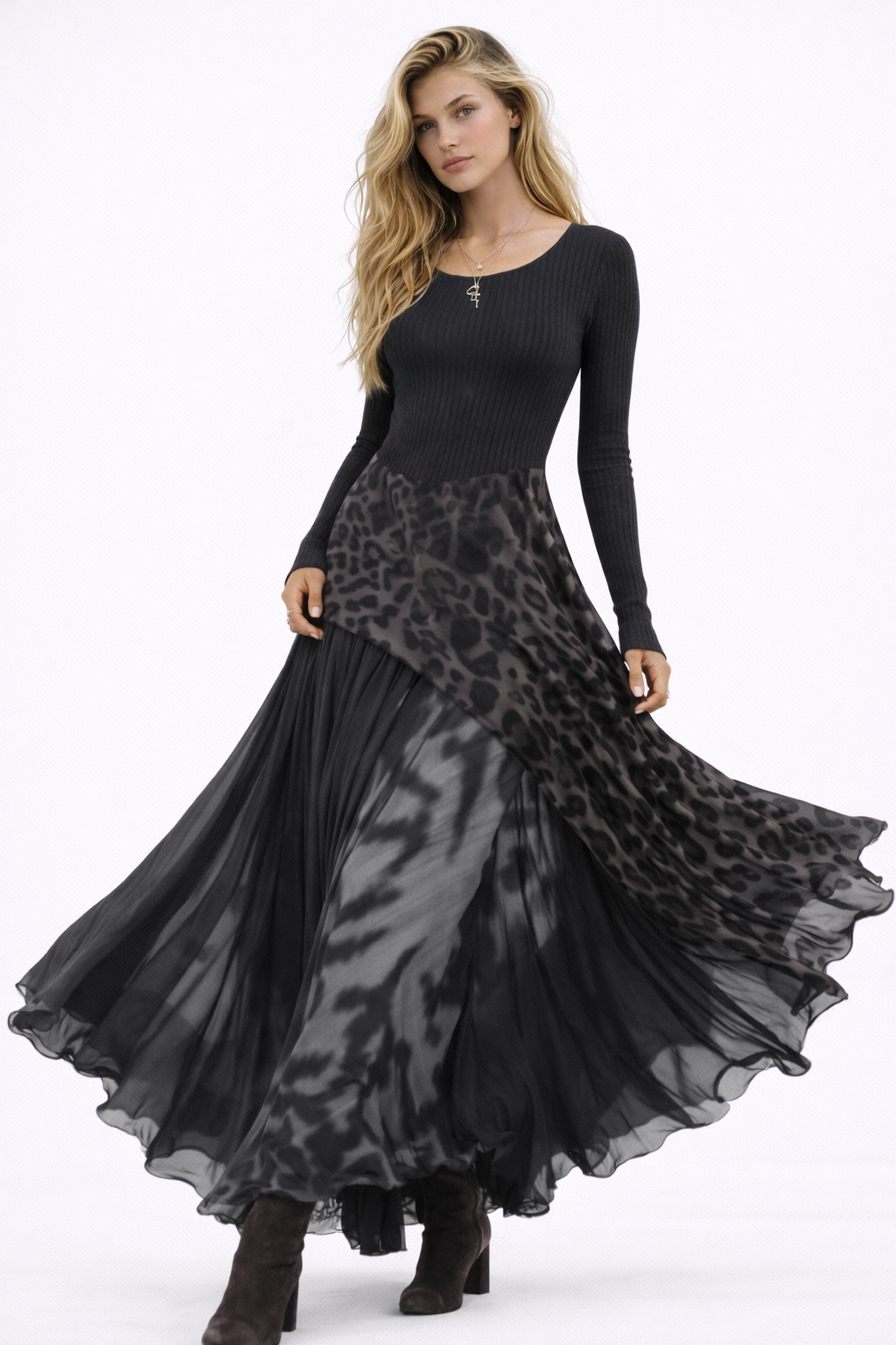 URSULA - Vestido que te hará tener elegancia en cada movimiento.