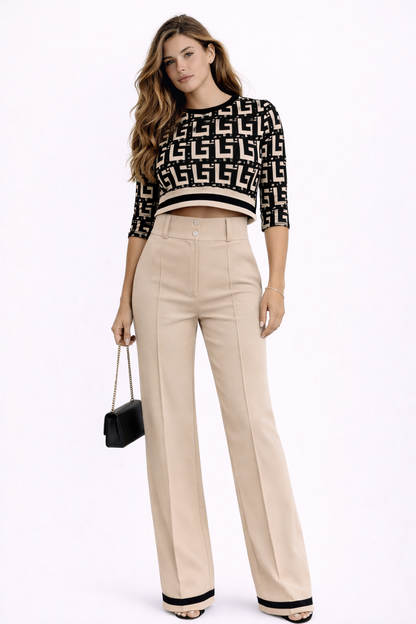 NAPOLES - Conjunto moderno que combina amplitud y estilo con un toque chic.