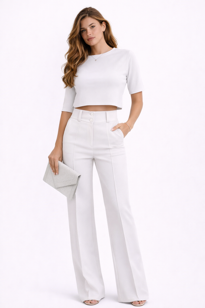 NAPOLES - Conjunto moderno que combina amplitud y estilo con un toque chic.