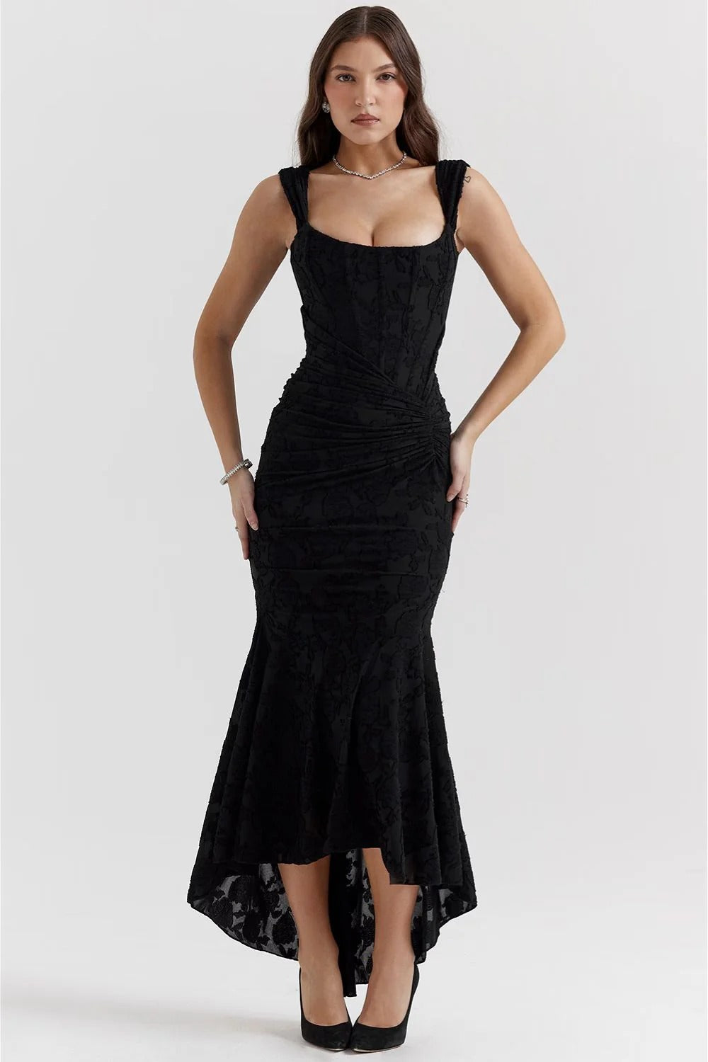 KATERINA - Vestido ideal para días en los que quieres sentirte simplemente espectacular.