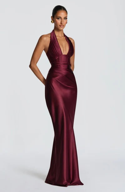 VEGA - VESTIDO CAPAZ DE SORPRENDER EN TODOS LOS EVENTOS.