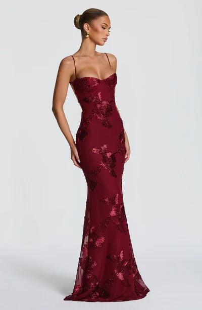 NISS - Vestido que te hará sentir única.