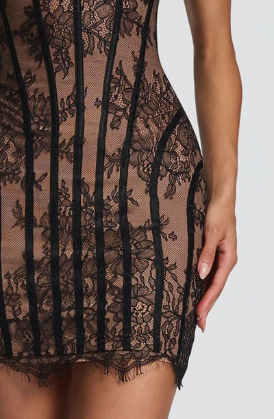 ALMA - Vestido que te hará resaltar en donde quiera que vayas.