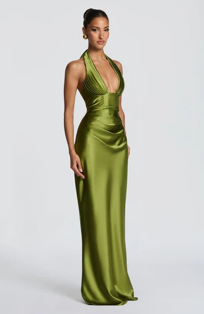 VEGA - VESTIDO CAPAZ DE SORPRENDER EN TODOS LOS EVENTOS.