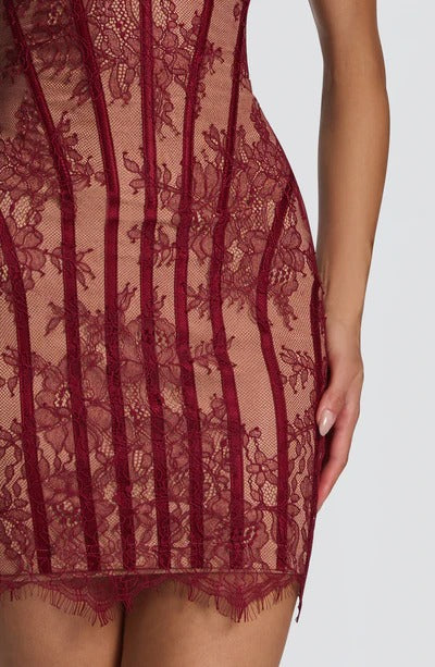 ALMA - Vestido que te hará resaltar en donde quiera que vayas.