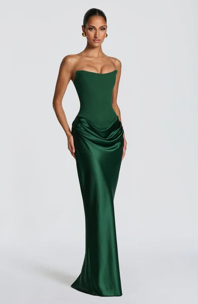 TRIANA - Vestido que te hará robarte todas las miradas.