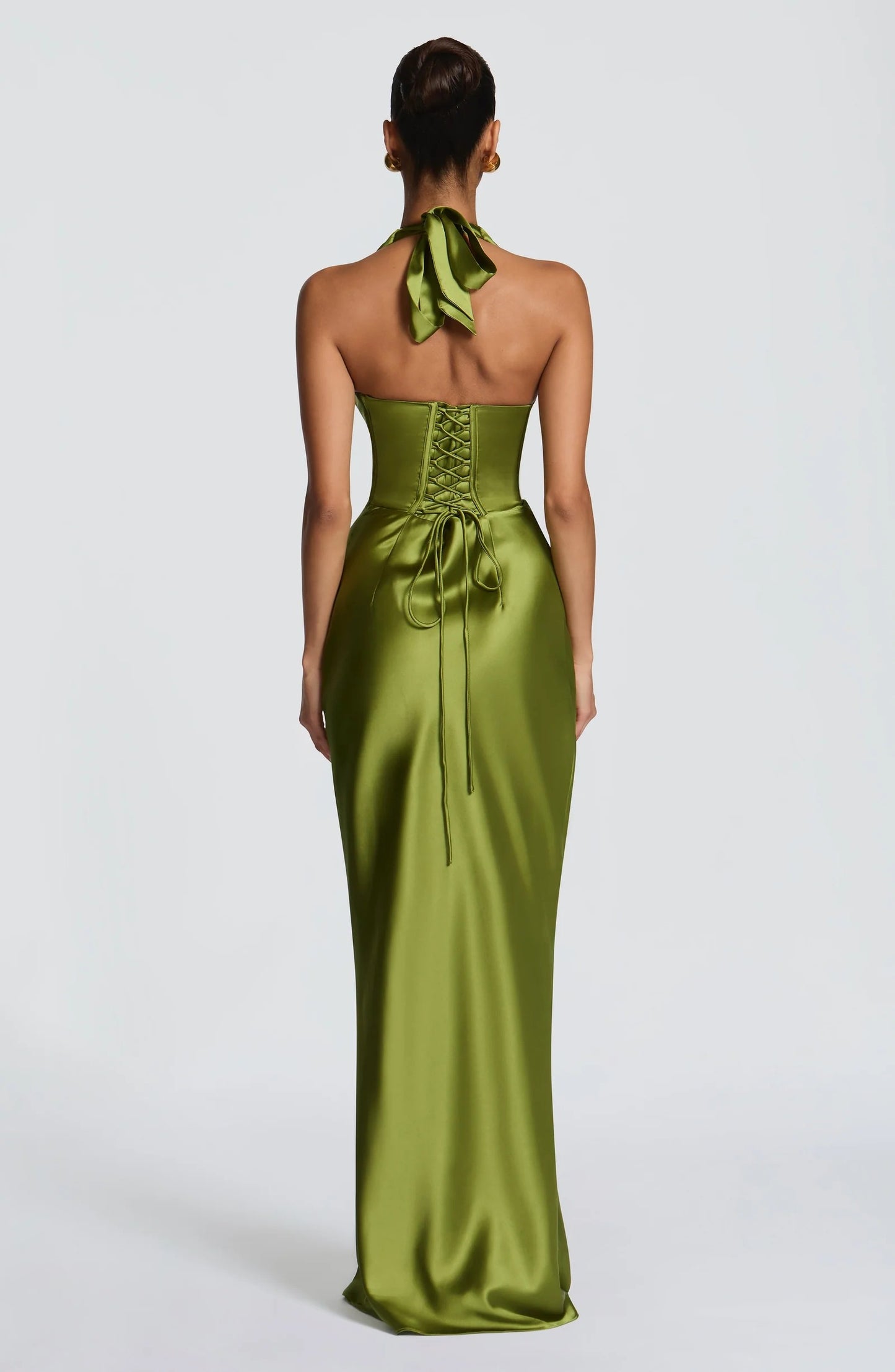 VEGA - VESTIDO CAPAZ DE SORPRENDER EN TODOS LOS EVENTOS.