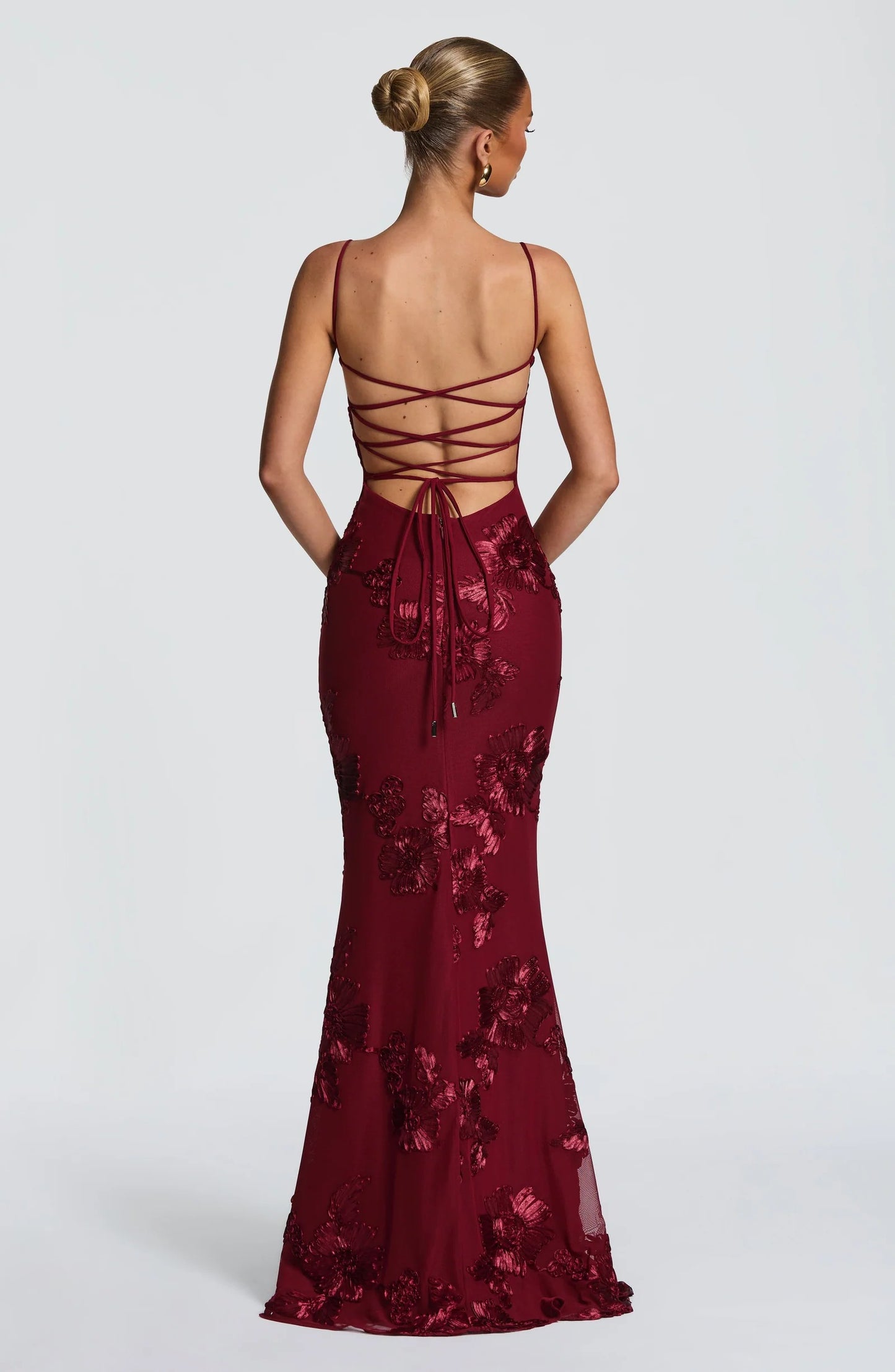 NISS - Vestido que te hará sentir única.