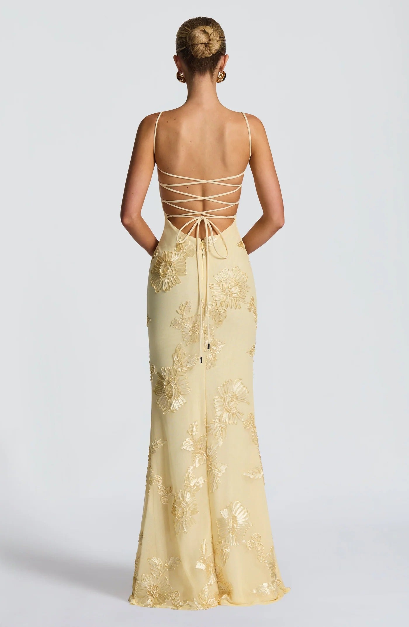 NISS - Vestido que te hará sentir única.