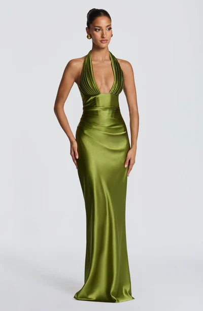 VEGA - VESTIDO CAPAZ DE SORPRENDER EN TODOS LOS EVENTOS.