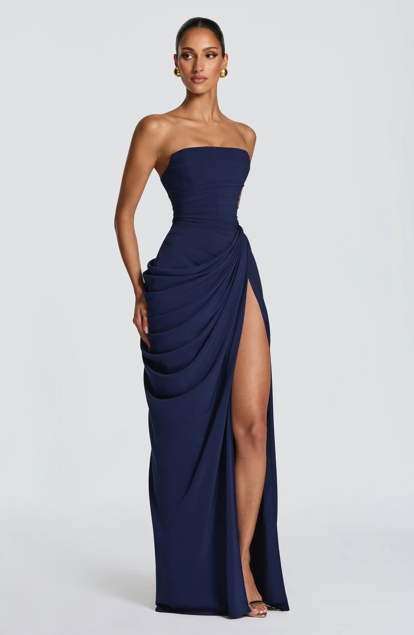VEGA -Vestido que te resaltara en cualquier ocasión.