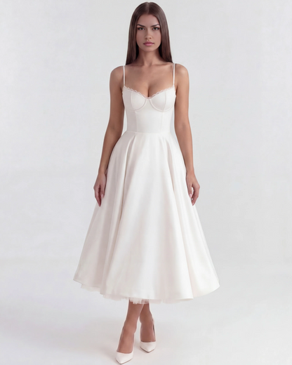 LIVANA - Vestido que te estiliza sin esfuerzo.