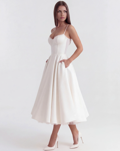 LIVANA - Vestido que te estiliza sin esfuerzo.