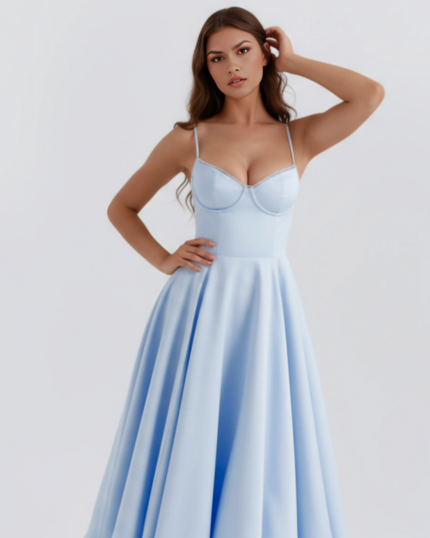 LIVANA - Vestido que te estiliza sin esfuerzo.