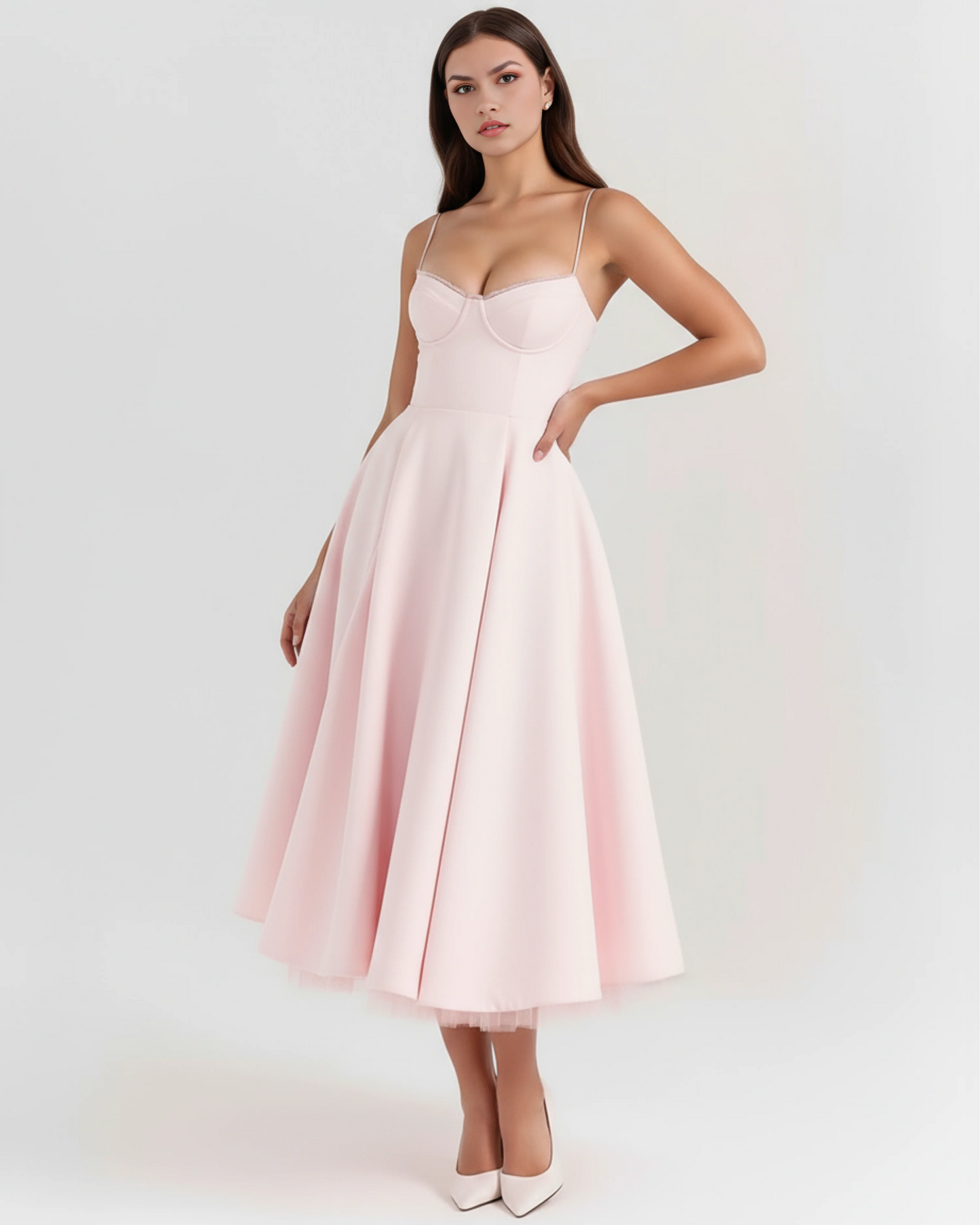 LIVANA - Vestido que te estiliza sin esfuerzo.