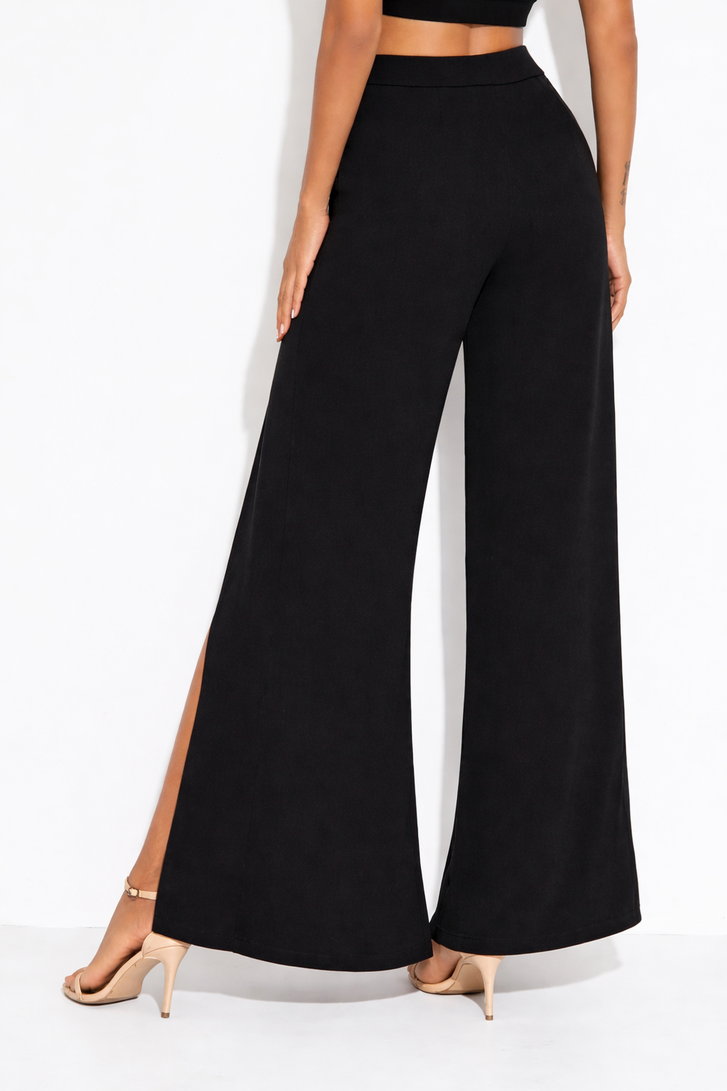ÉLORIA - Pantalón con aberturas que te hace ver y sentir poderosa.